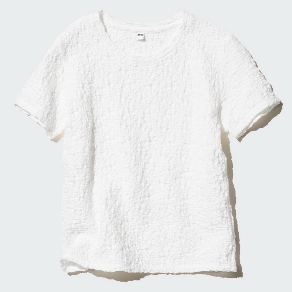Uniqlo white shirring tee Japan size M (fits like size S). Never worn #tee